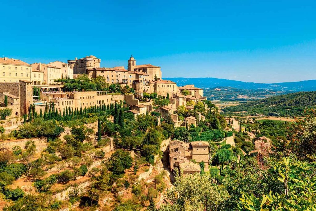 Top 5 des plus beaux villages perchés du Luberon, à visiter absolument en 2025