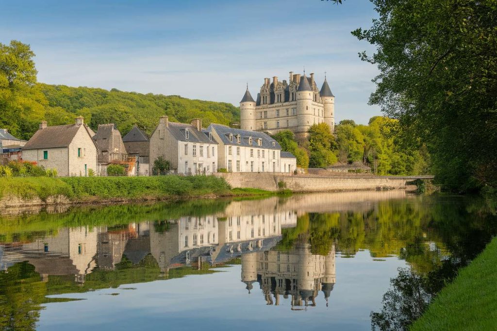 Le Maine-et-Loire abrite ce plus beau village de France au bord de la Loire, un site classé UNESCO (Montsoreau)