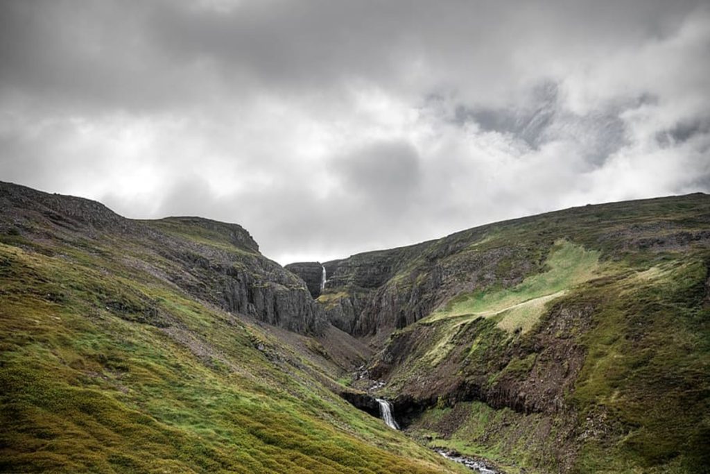 loin des sentiers battus d'islande, cette région des westfjords est un secret d'initiés pour sa nature brute et ses macareux