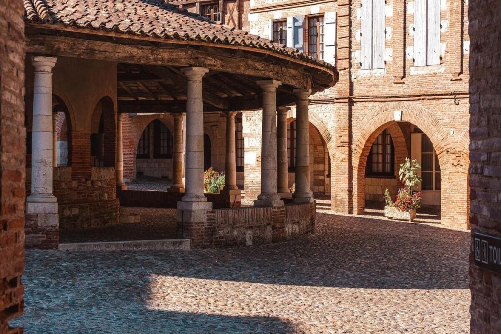Le Tarn-et-Garonne révèle son trésor : ce plus beau village de France hors des sentiers battus