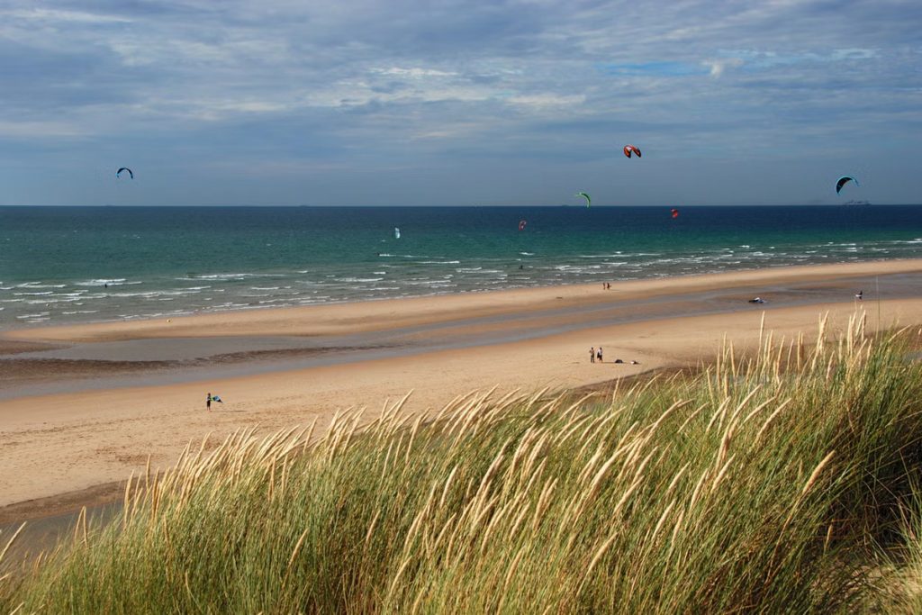 À 2h de lille, les plages de la côte d'opale sont parfaites pour une grande bouffée d'air iodé à la rentrée