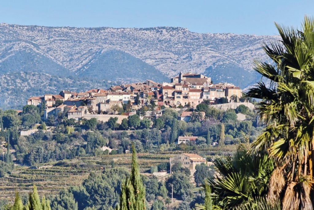 À 30 minutes de Toulon, ce village varois est une pépite médiévale qui échappe aux foules