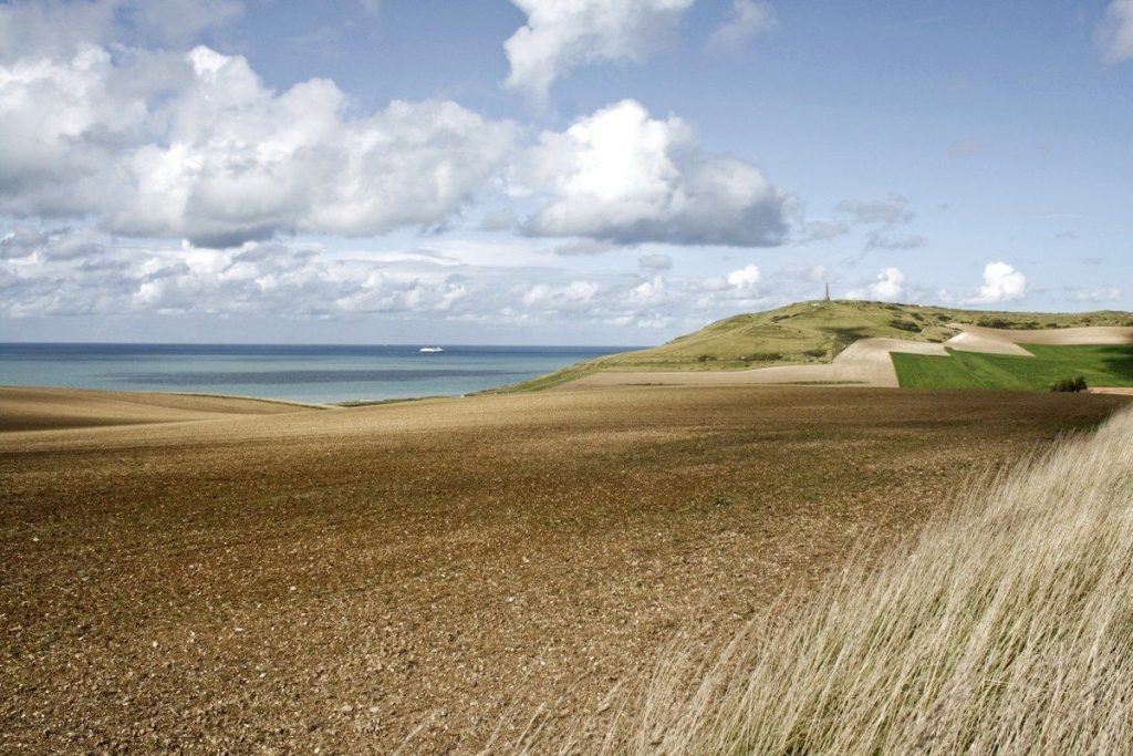 Oubliez les falaises d’Étretat : le cap Blanc-Nez et le cap Gris-Nez sont un spectacle naturel tout aussi impressionnant