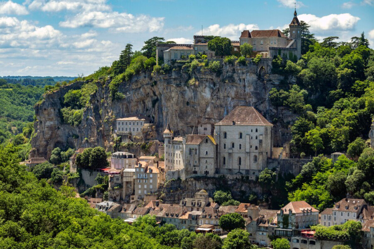 Le secret de Rocamadour : la visite insolite du sanctuaire que les touristes ne font jamais