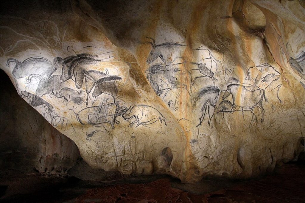 Le seul endroit en France où l&rsquo;on peut visiter la réplique exacte de la Grotte Chauvet
